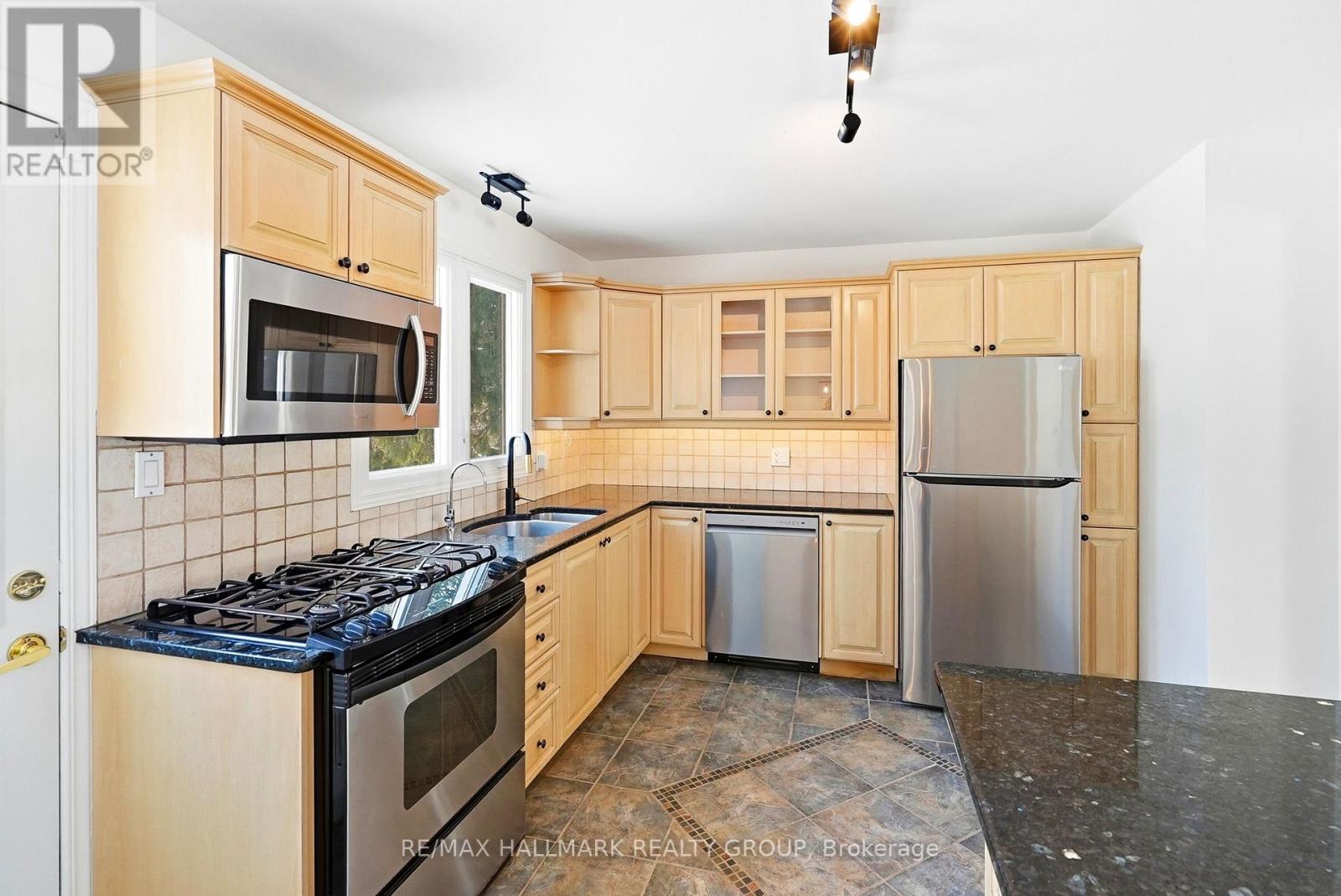 145 Larkin Drive, Ottawa, Ontario  K2J 1J1 - Photo 13 - X12838552