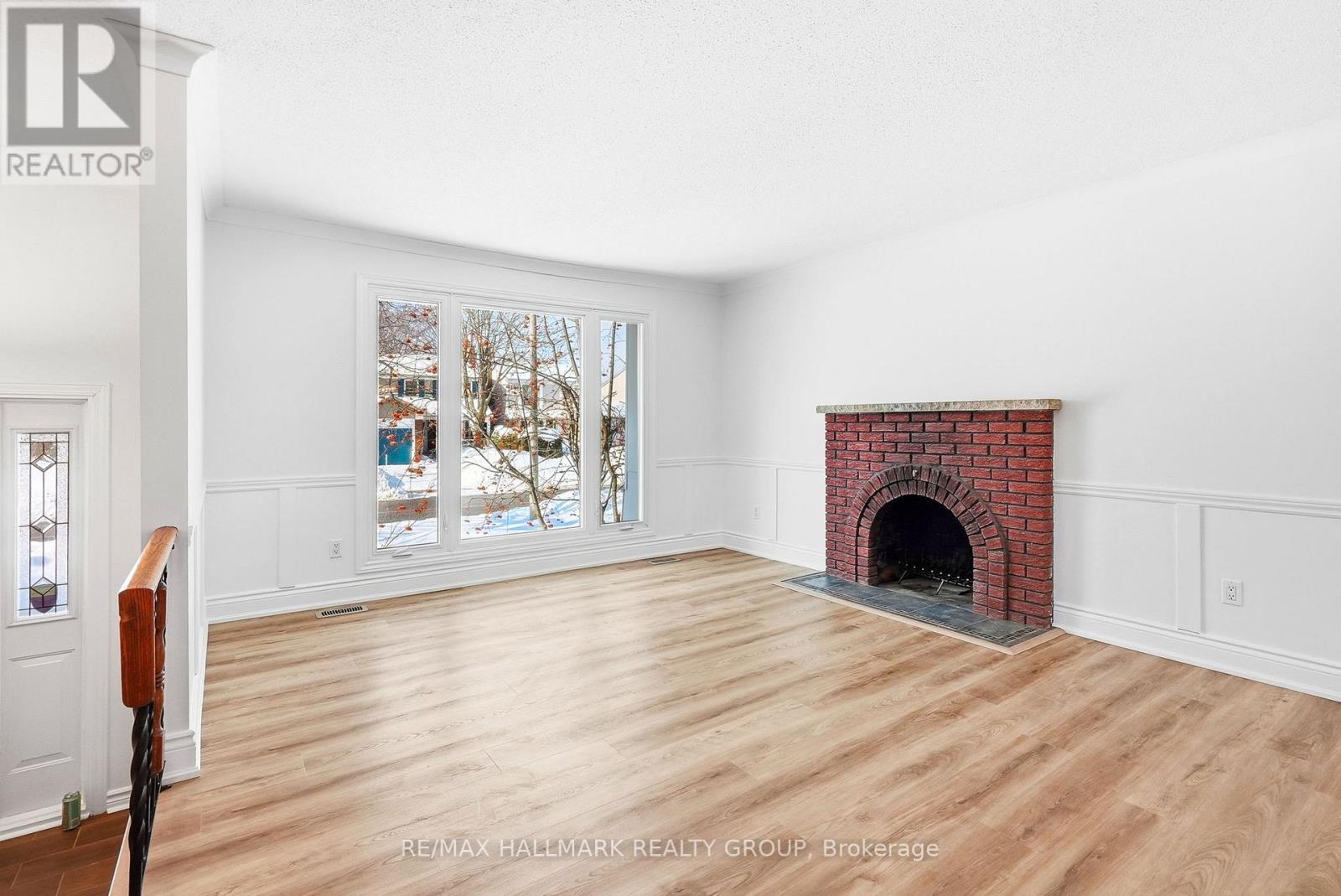 145 Larkin Drive, Ottawa, Ontario  K2J 1J1 - Photo 8 - X12838552