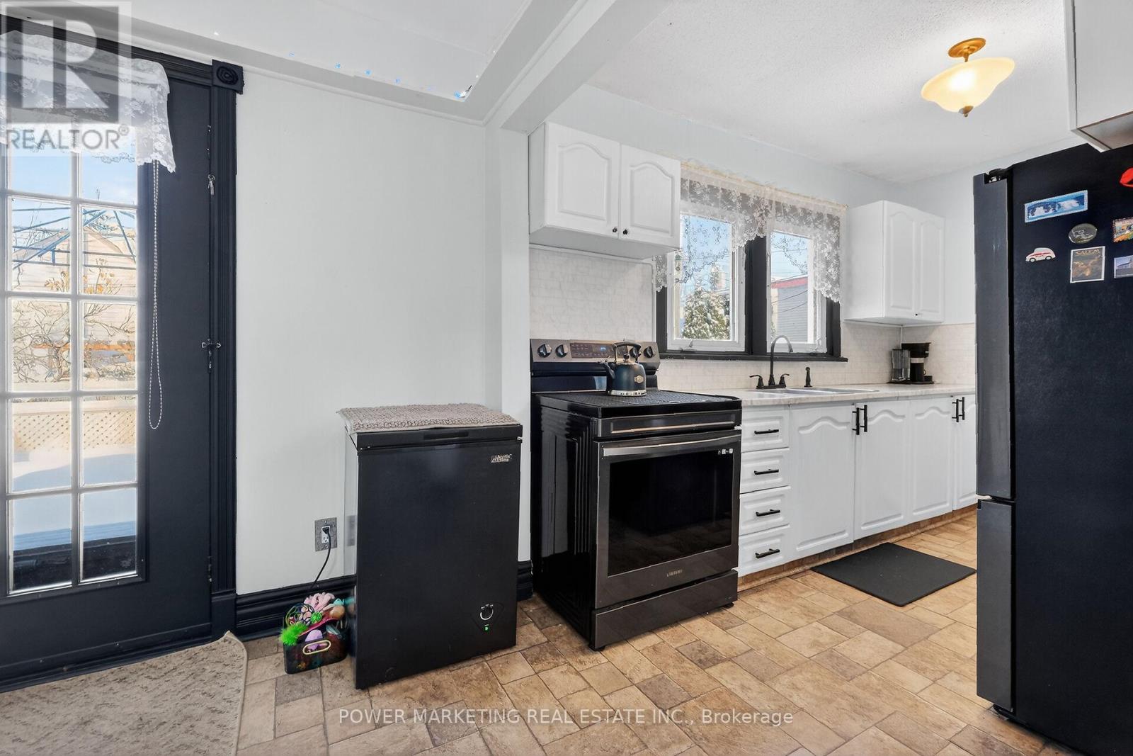 231 Ethel Street, Ottawa, Ontario  K1L 5X1 - Photo 17 - X12838572