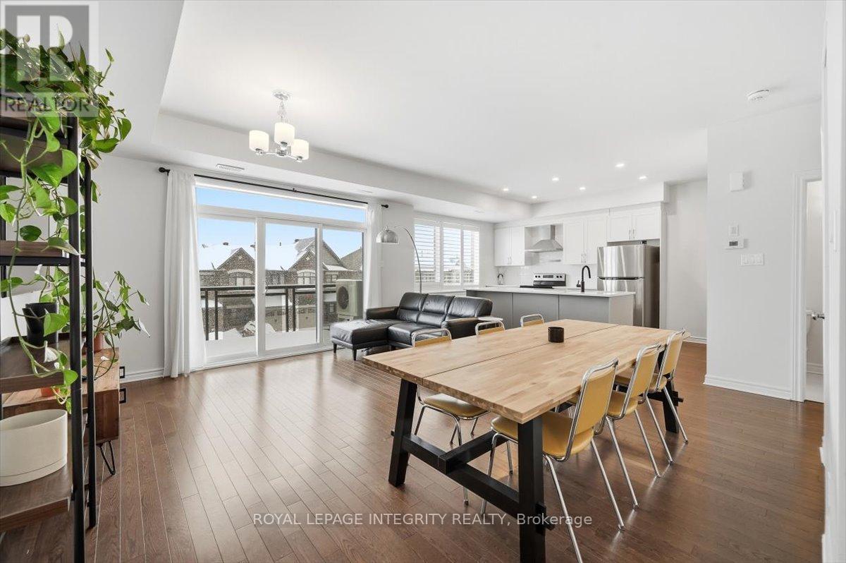 359 Axis Way, Ottawa, Ontario  K1W 0L7 - Photo 11 - X12838582