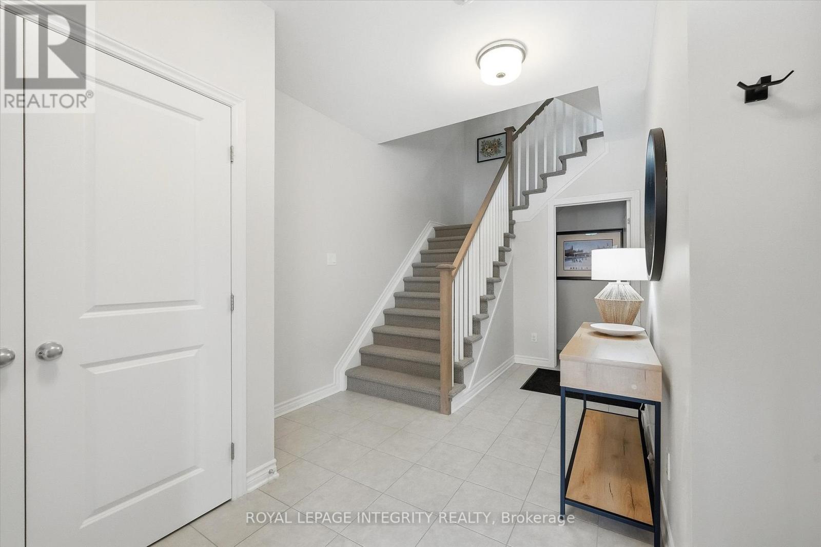 518 Stadacone Row, Ottawa, Ontario  K4A 1J8 - Photo 3 - X12838590