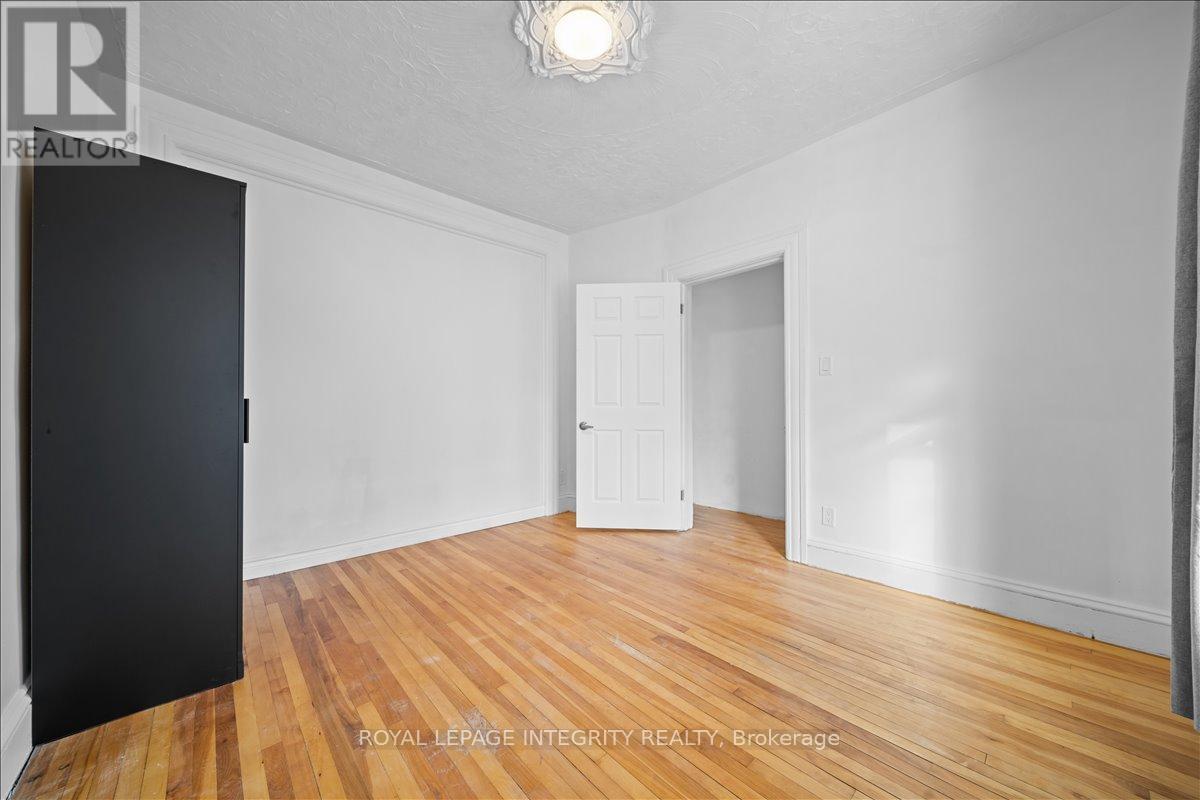 1 - 247 Flora Street, Ottawa, Ontario  K1R 5R8 - Photo 5 - X12838620