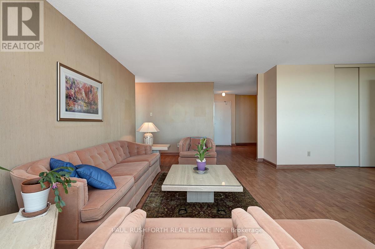 Ph7 - 555 Brittany Drive, Ottawa, Ontario  K1K 4C5 - Photo 10 - X12838622