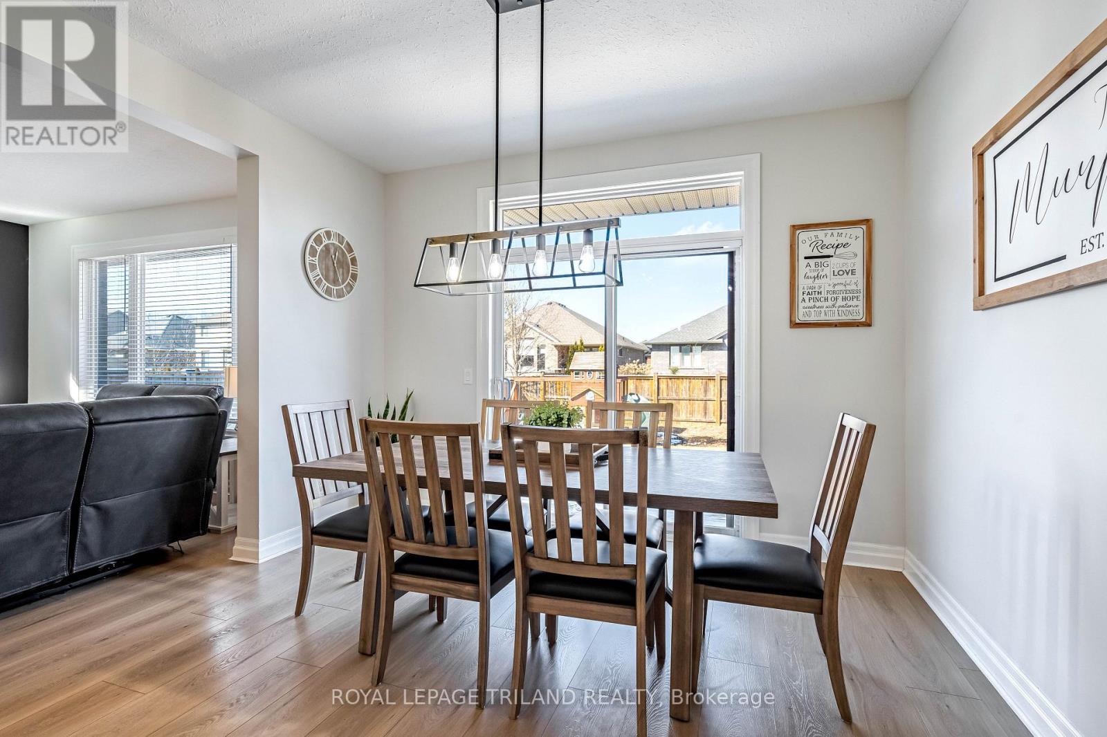 706 Bennett Crescent, Strathroy-Caradoc, Ontario  N0L 1W0 - Photo 18 - X12838618