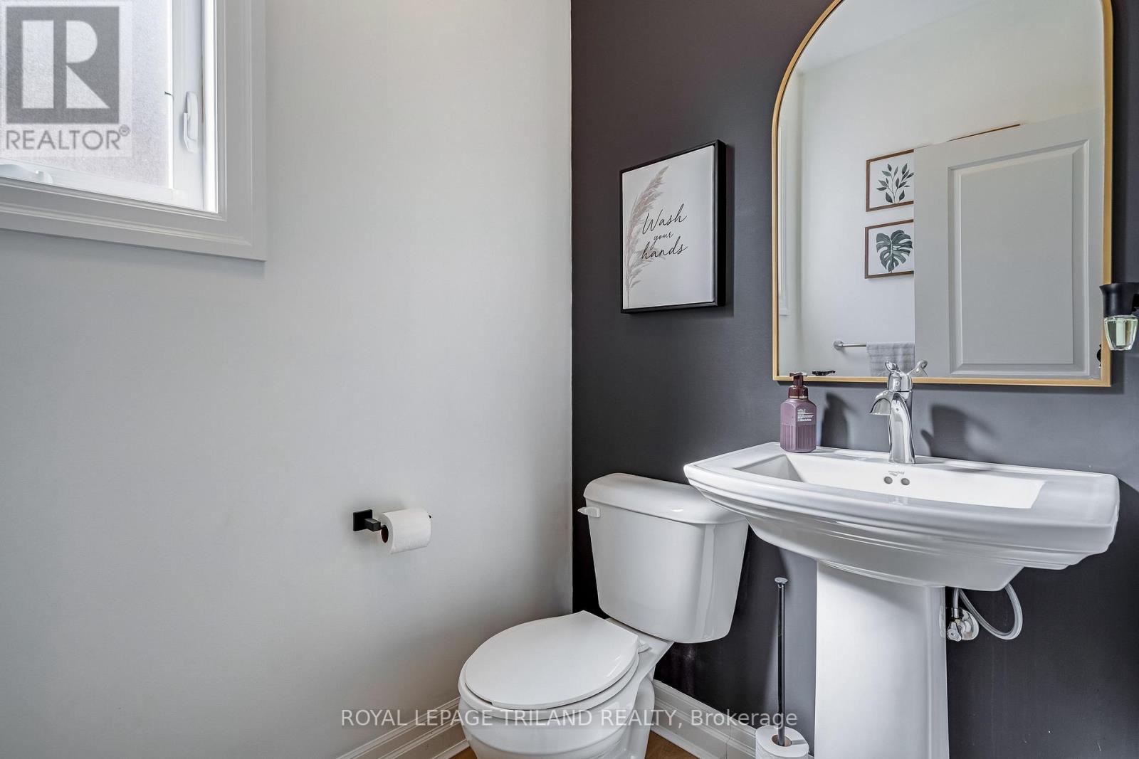 706 Bennett Crescent, Strathroy-Caradoc, Ontario  N0L 1W0 - Photo 20 - X12838618