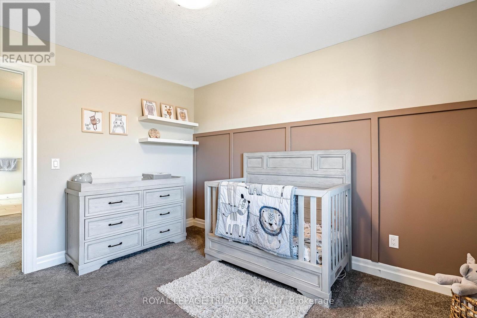 706 Bennett Crescent, Strathroy-Caradoc, Ontario  N0L 1W0 - Photo 28 - X12838618