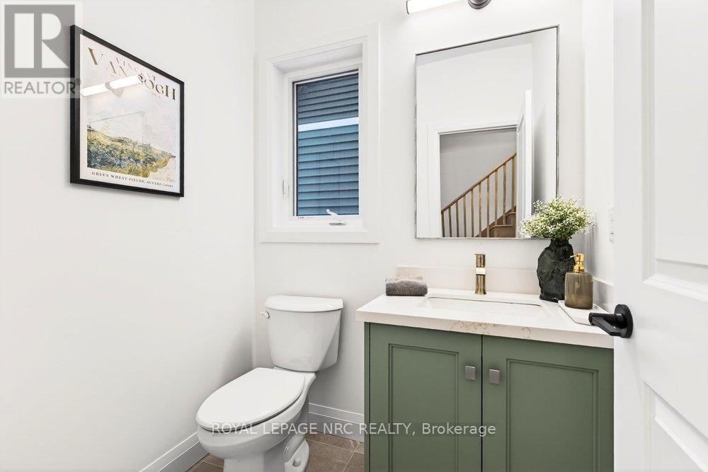 63 Beachwalk Crescent, Fort Erie, Ontario  L0S 1B0 - Photo 25 - X12400990