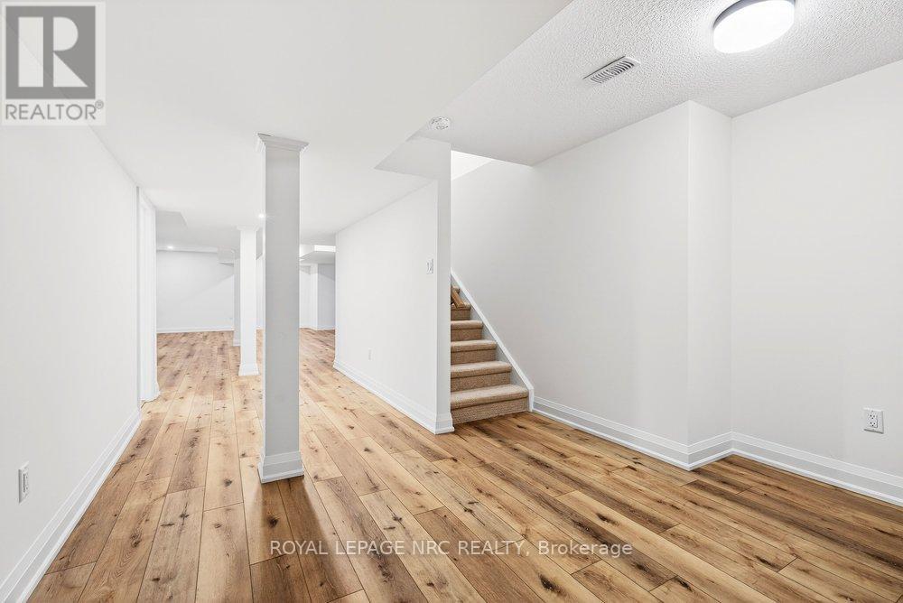 63 Beachwalk Crescent, Fort Erie, Ontario  L0S 1B0 - Photo 35 - X12400990