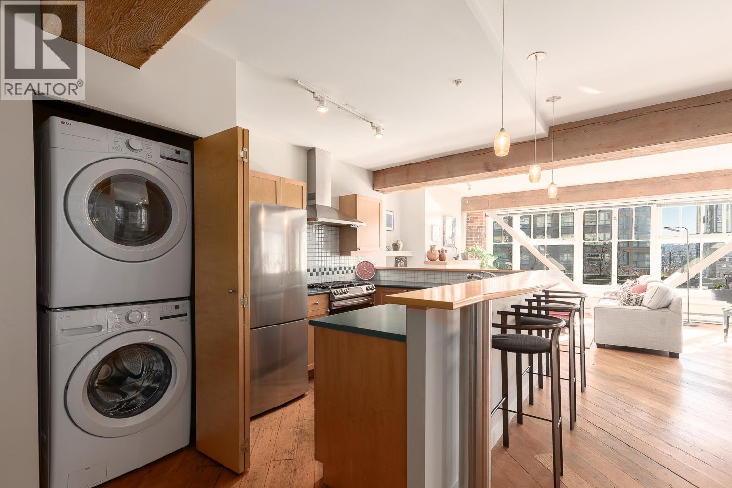 207 1178 Hamilton Street, Vancouver, British Columbia V6B 2S2 - Photo 10 - R3095254