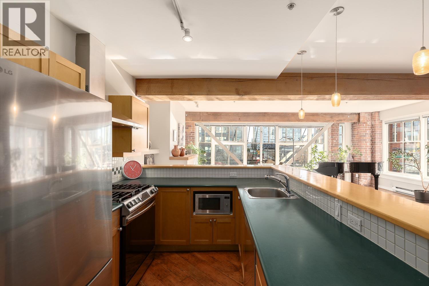 207 1178 Hamilton Street, Vancouver, British Columbia V6B 2S2 - Photo 12 - R3095254