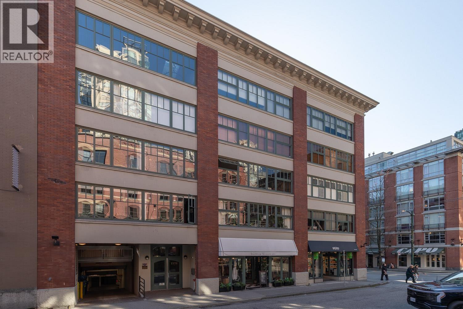 207 1178 Hamilton Street, Vancouver, British Columbia V6B 2S2 - Photo 35 - R3095254