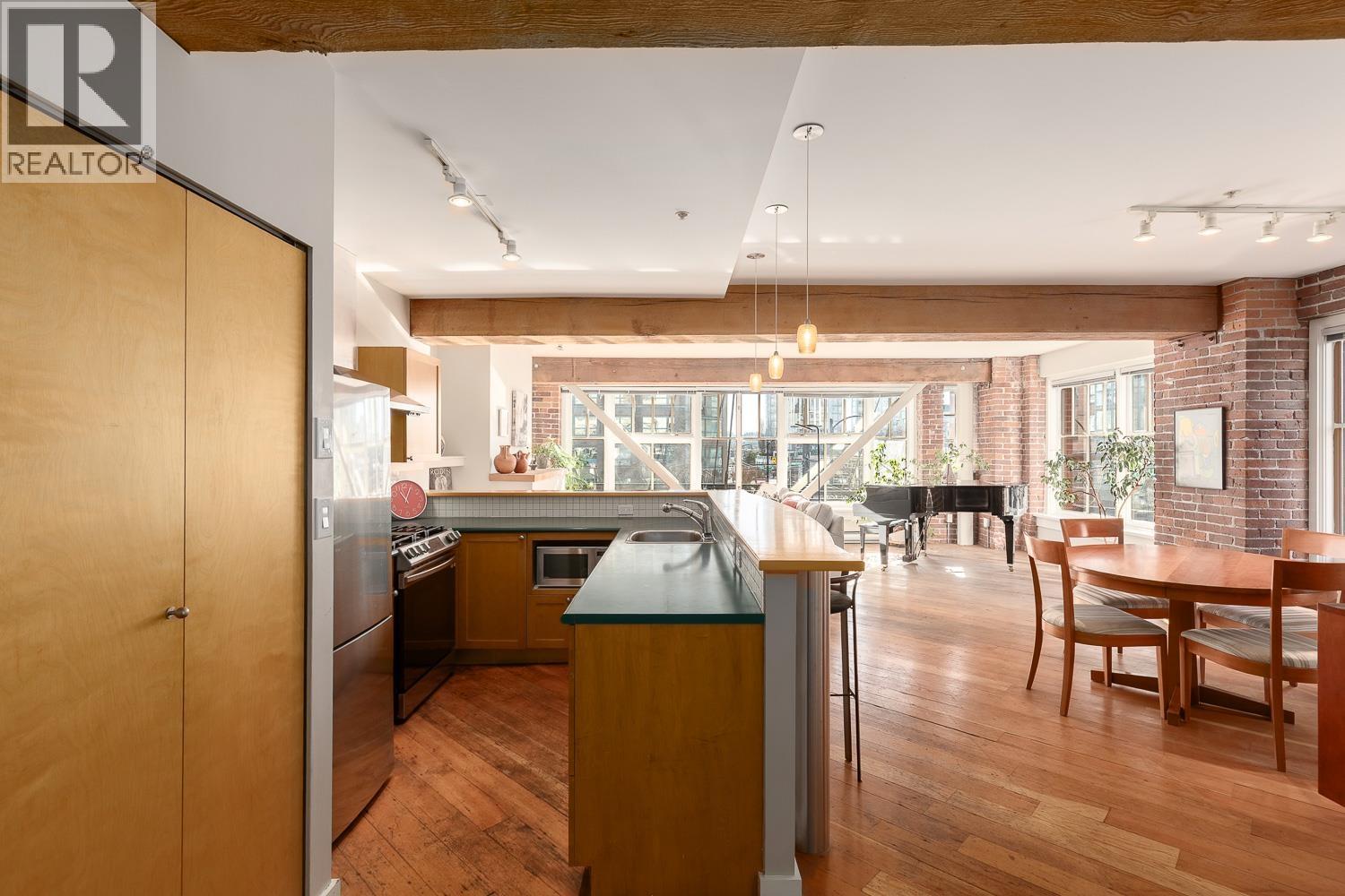 207 1178 Hamilton Street, Vancouver, British Columbia V6B 2S2 - Photo 8 - R3095254