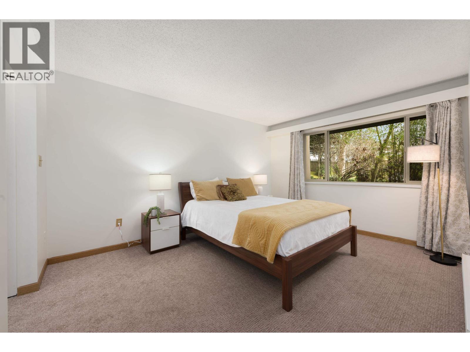 227 9847 Manchester Drive, Burnaby, British Columbia  V3N 4P4 - Photo 12 - R3095255