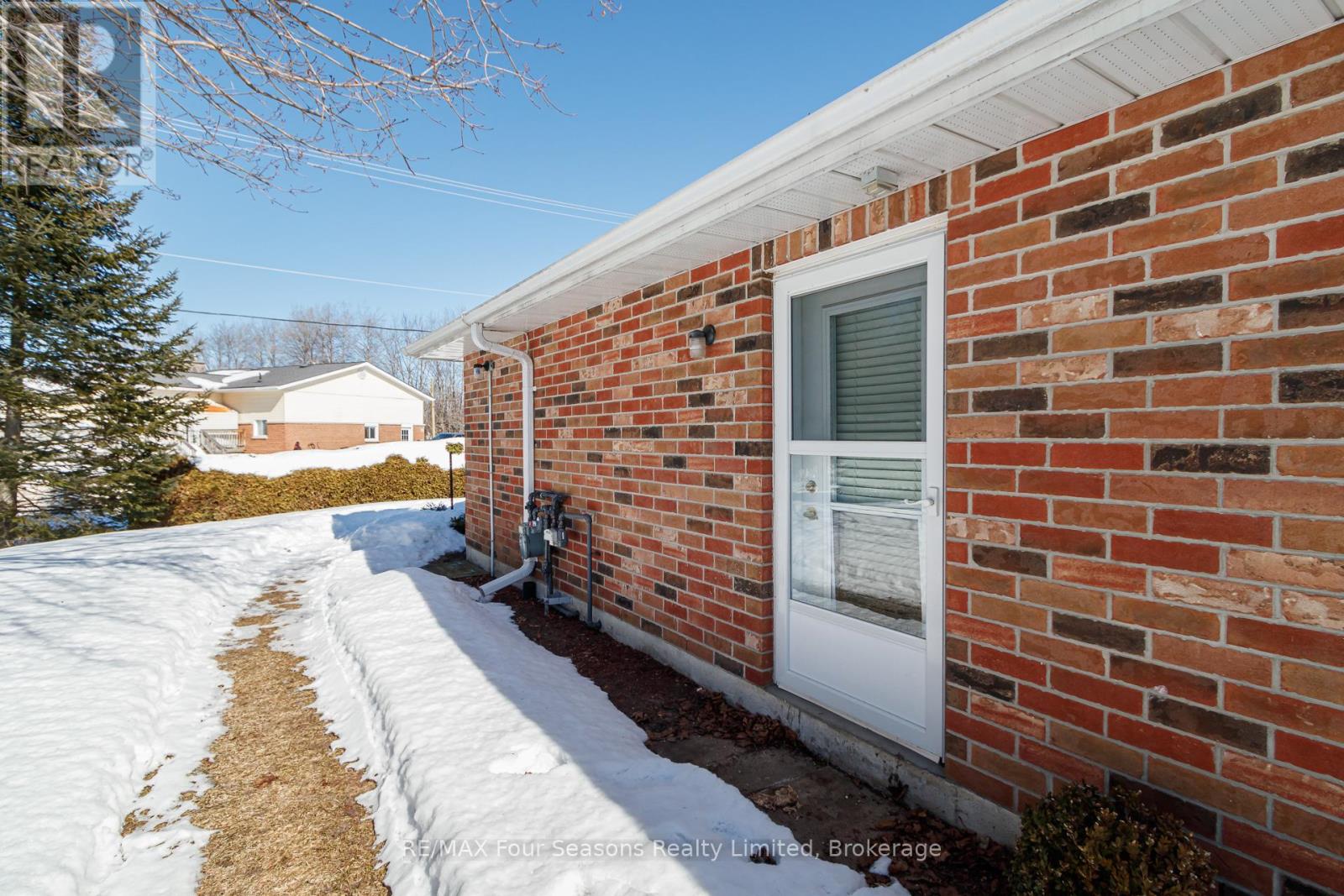 4 - 275 Huron Street, Clearview, Ontario  L0M 1S0 - Photo 32 - S12838340