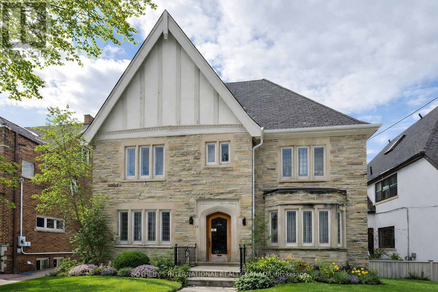 10 GARDINER ROAD, Toronto, Ontario