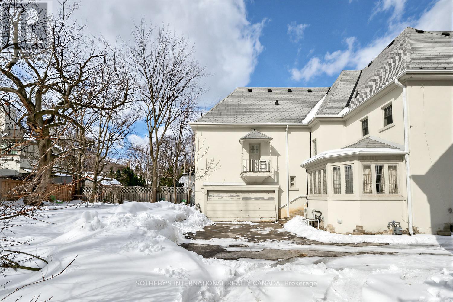 10 Gardiner Road, Toronto, Ontario  M5P 3B3 - Photo 38 - C12827556