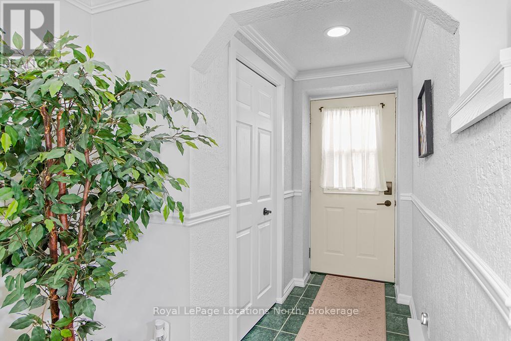 3 - 891 River Road W, Wasaga Beach, Ontario  L9Z 2K8 - Photo 3 - S12838434