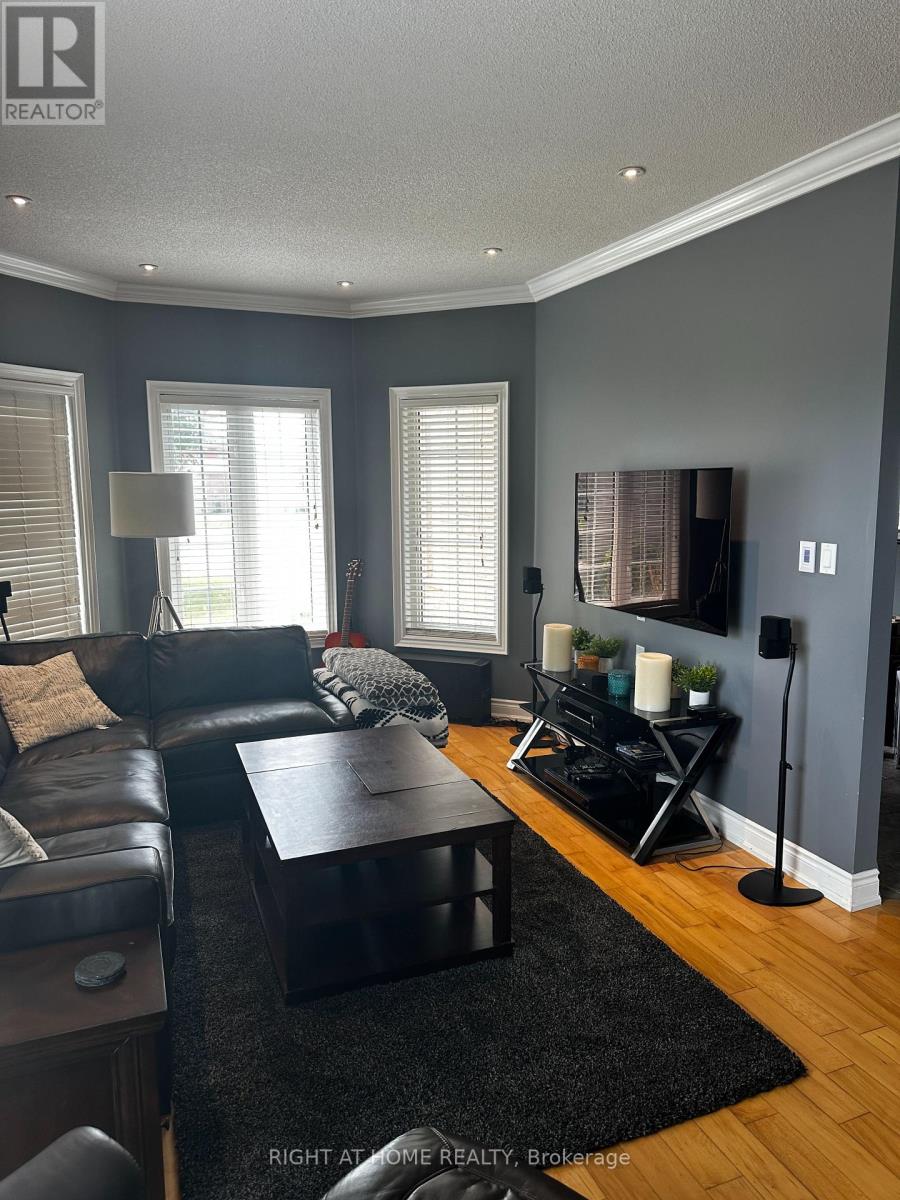 109 Livia Herman Way, Barrie, Ontario  L4M 7K5 - Photo 27 - S12832076