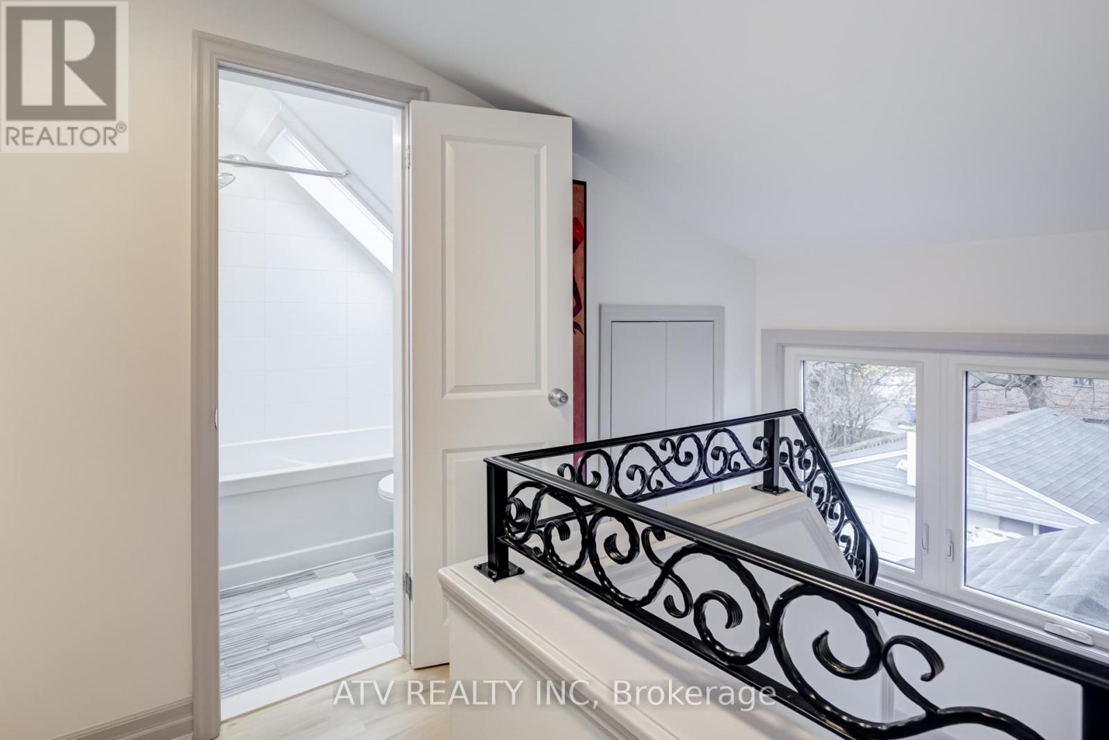 19 Albani Street, Toronto, Ontario  M8V 1X3 - Photo 17 - W12789748