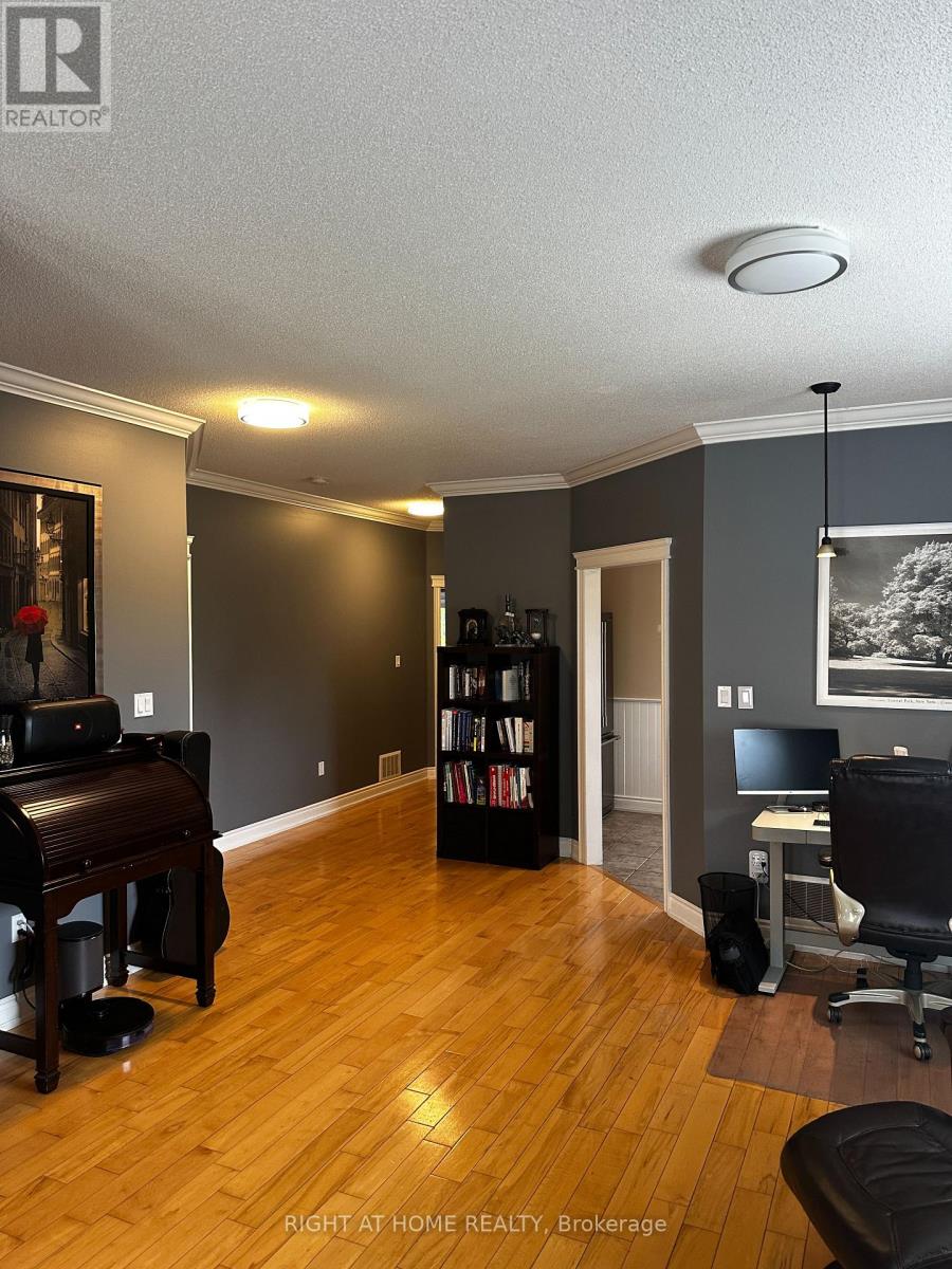 109 Livia Herman Way, Barrie, Ontario  L4M 7K5 - Photo 24 - S12832076