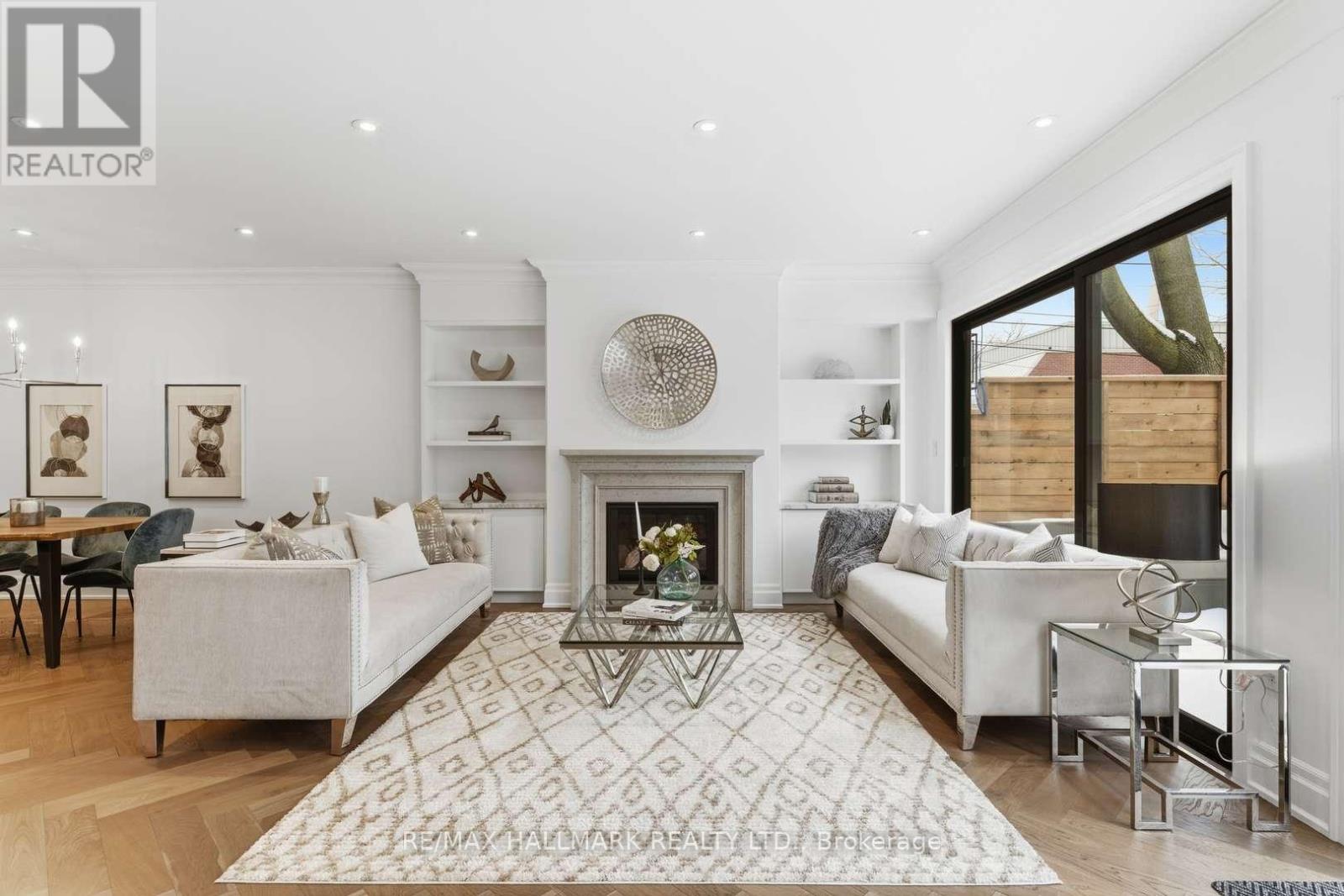 90 Garden Avenue, Toronto, Ontario  M6R 1H7 - Photo 14 - W12829326