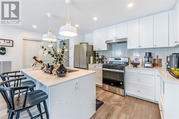 301 - 19b West Street, Kawartha Lakes, Ontario  K0M 1N0 - Photo 8 - X12835520