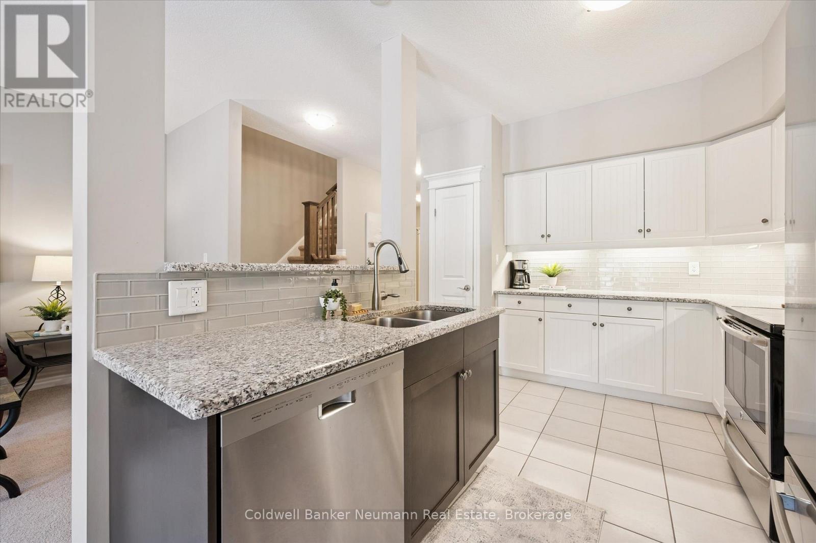 6 - 146 Downey Road, Guelph, Ontario N1C 0A2 - Photo 8 - X12838348