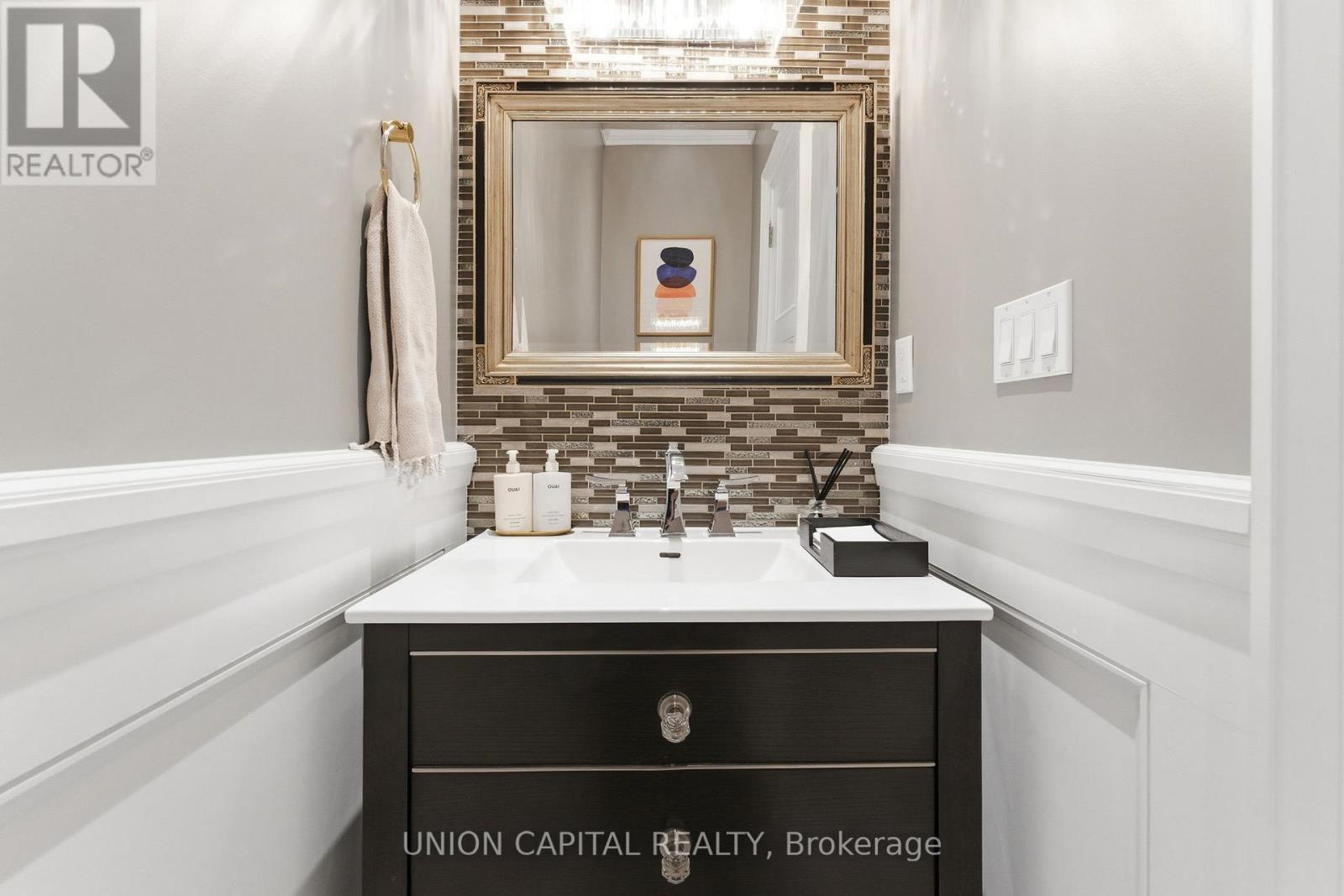 87 Mcgillivray Avenue, Toronto (Bedford Park-Nortown), Ontario  M5M 2Y5 - Photo 25 - C12838476