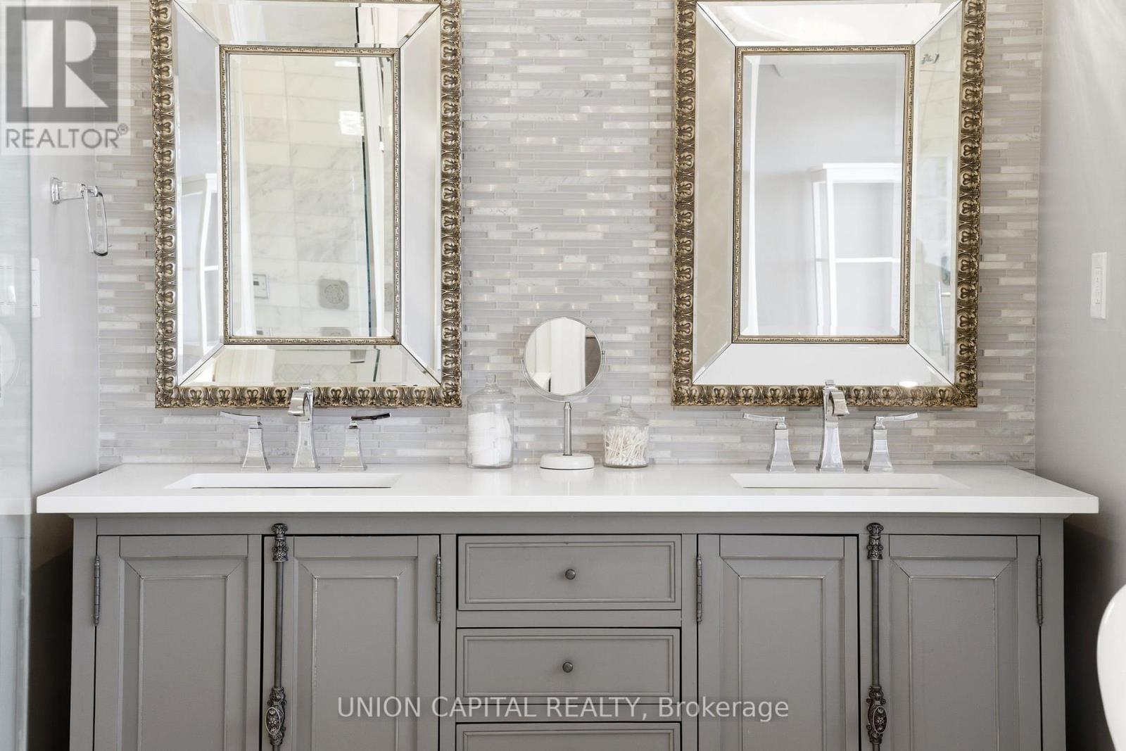 87 Mcgillivray Avenue, Toronto (Bedford Park-Nortown), Ontario  M5M 2Y5 - Photo 33 - C12838476