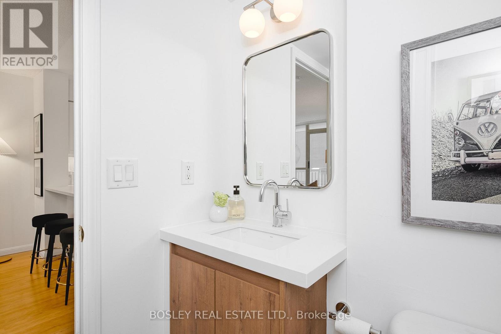 610 - 18 Stafford Street, Toronto, Ontario  M5V 3W4 - Photo 16 - C12838528