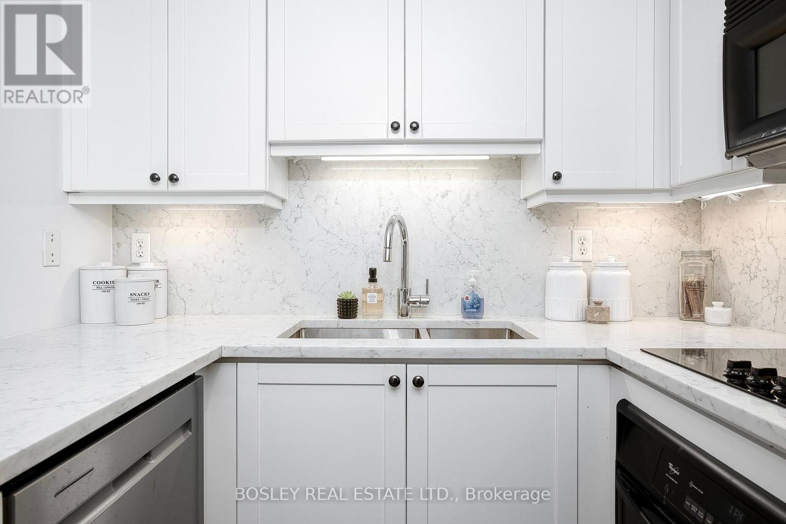 610 - 18 Stafford Street, Toronto, Ontario  M5V 3W4 - Photo 5 - C12838528