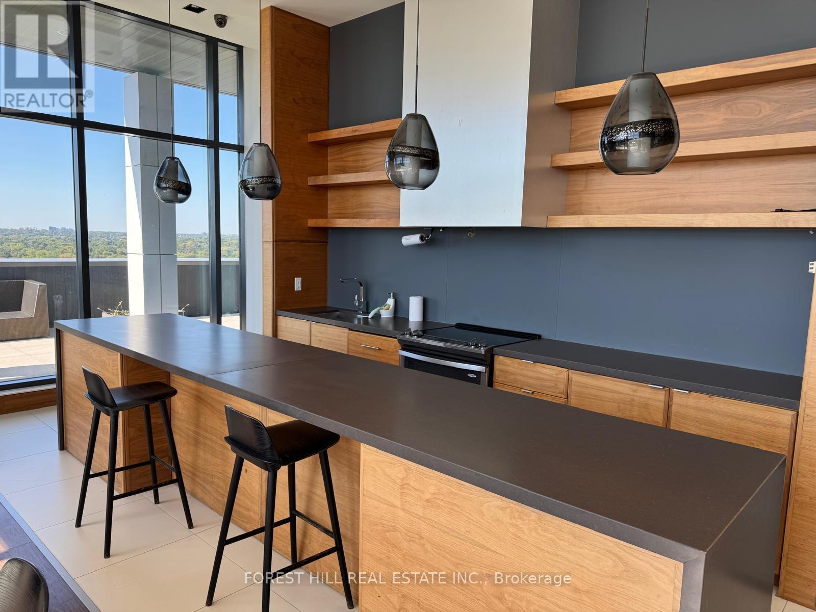 103 - 75 The Donway W, Toronto (Banbury-Don Mills), Ontario  M3C 2E9 - Photo 37 - C12838598