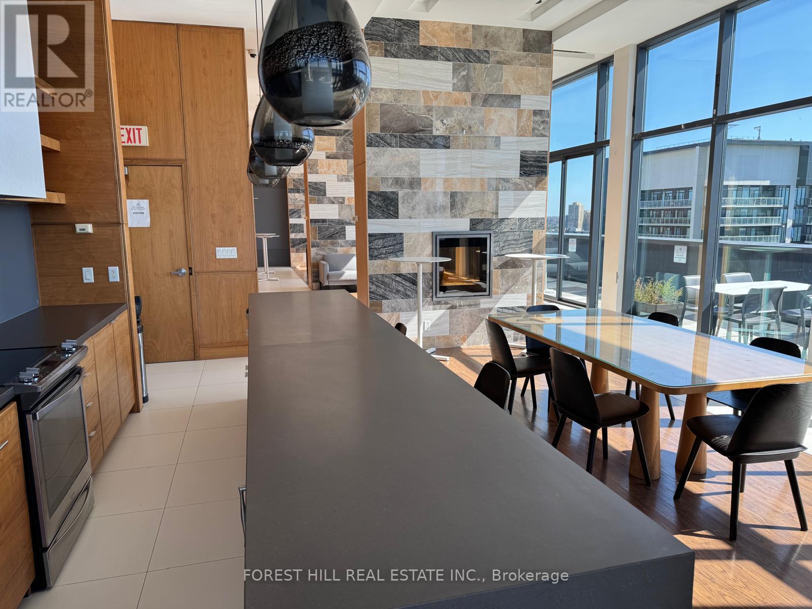 103 - 75 The Donway W, Toronto (Banbury-Don Mills), Ontario  M3C 2E9 - Photo 40 - C12838598