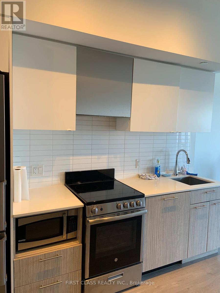 3402 - 251 Jarvis Street, Toronto, Ontario  M5B 0C3 - Photo 2 - C12838608