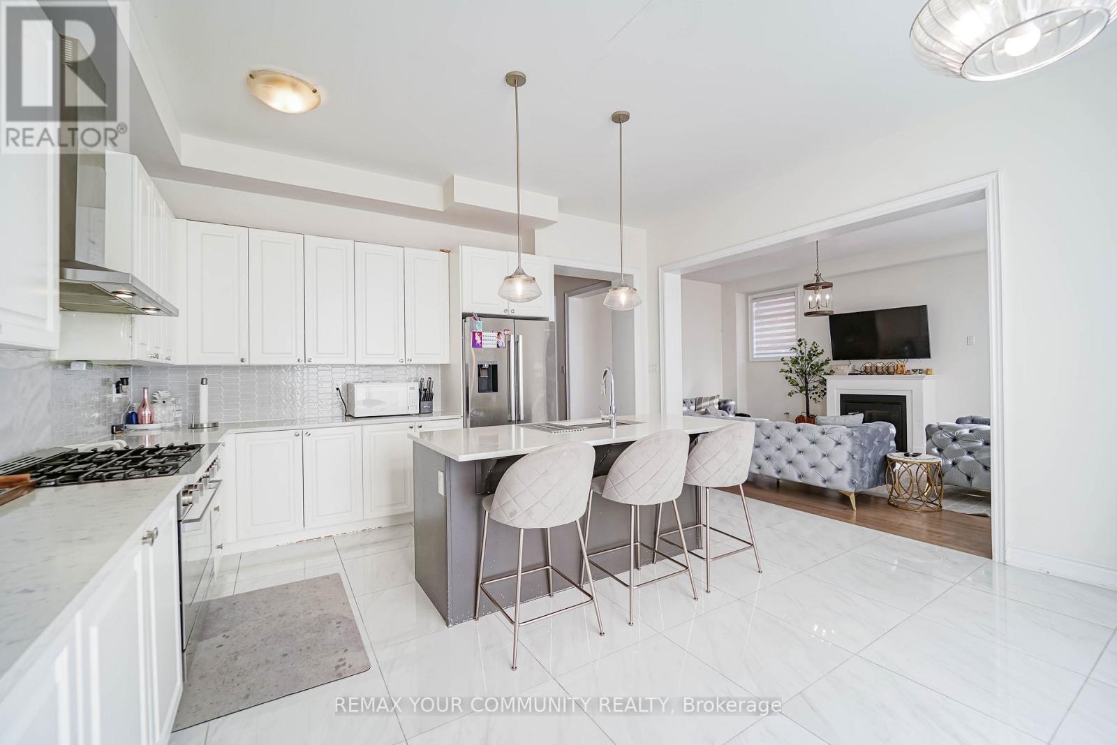 133 Marcel Brunnelle ,  Drive, Whitby, Ontario  L1P 0G7 - Photo 9 - E12838562