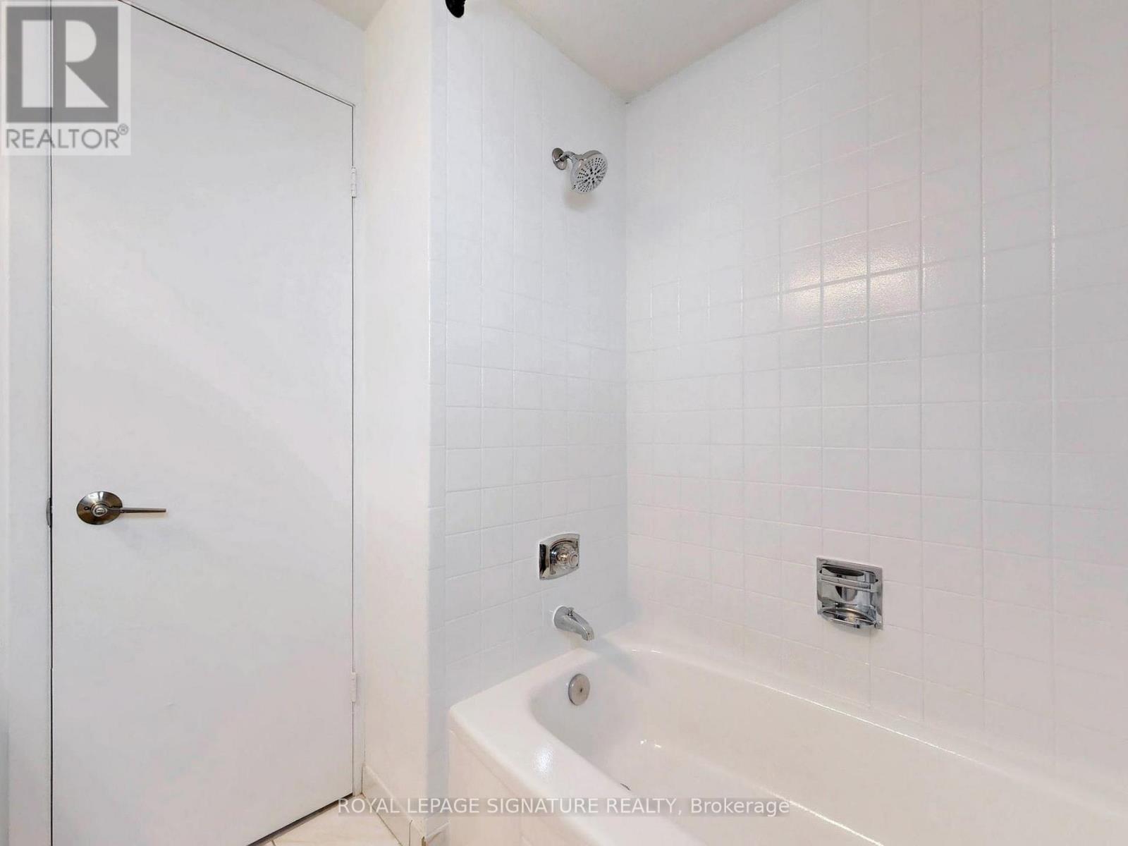 243 Huntsmill Boulevard, Toronto, Ontario  M1W 2Z7 - Photo 31 - E12838568