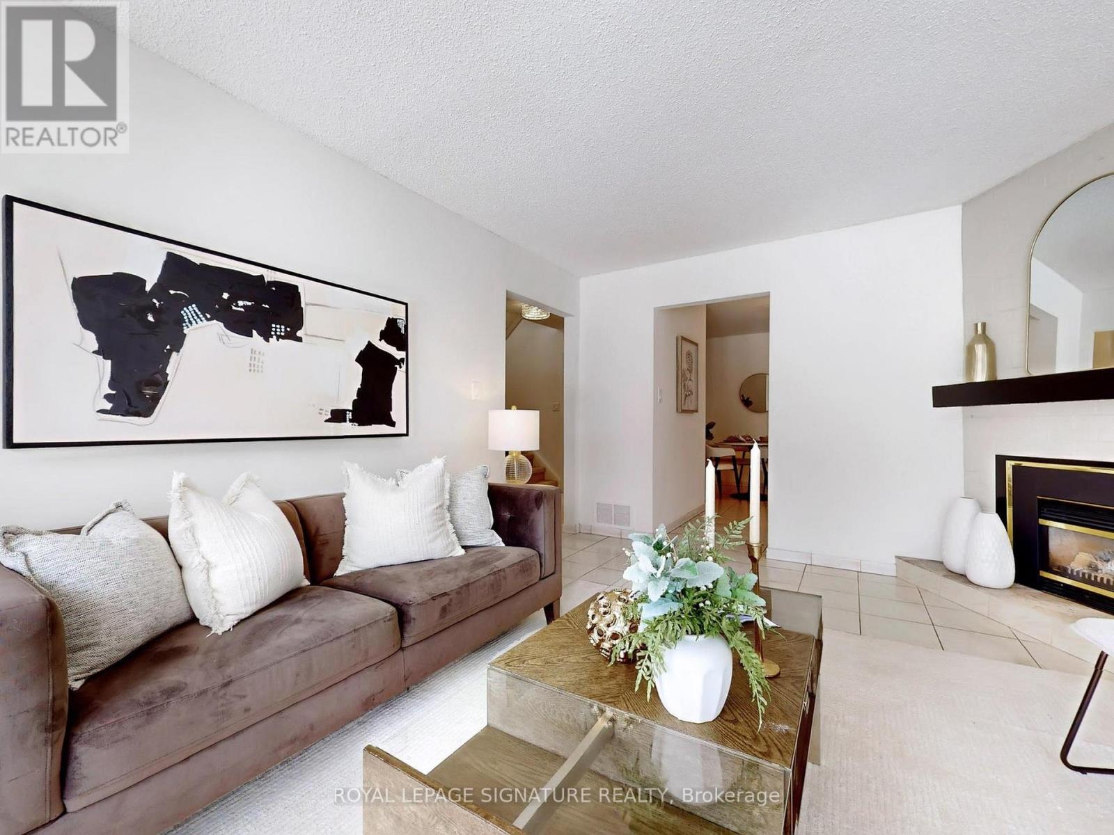 243 Huntsmill Boulevard, Toronto, Ontario  M1W 2Z7 - Photo 9 - E12838568