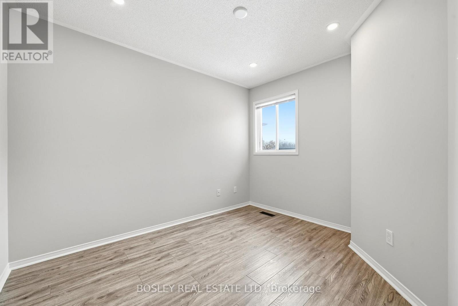 41 Dunsmore Crescent, Richmond Hill, Ontario  L4C 0C5 - Photo 23 - N12838540