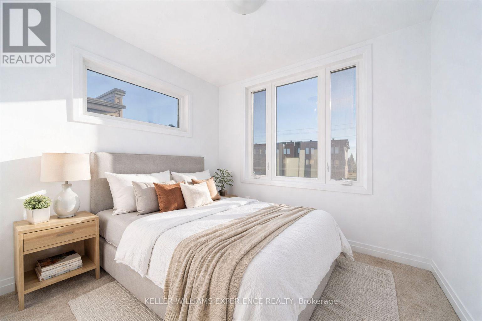 32 Fairlane Avenue, Barrie (Painswick North), Ontario  L9J 0M9 - Photo 16 - S12838600