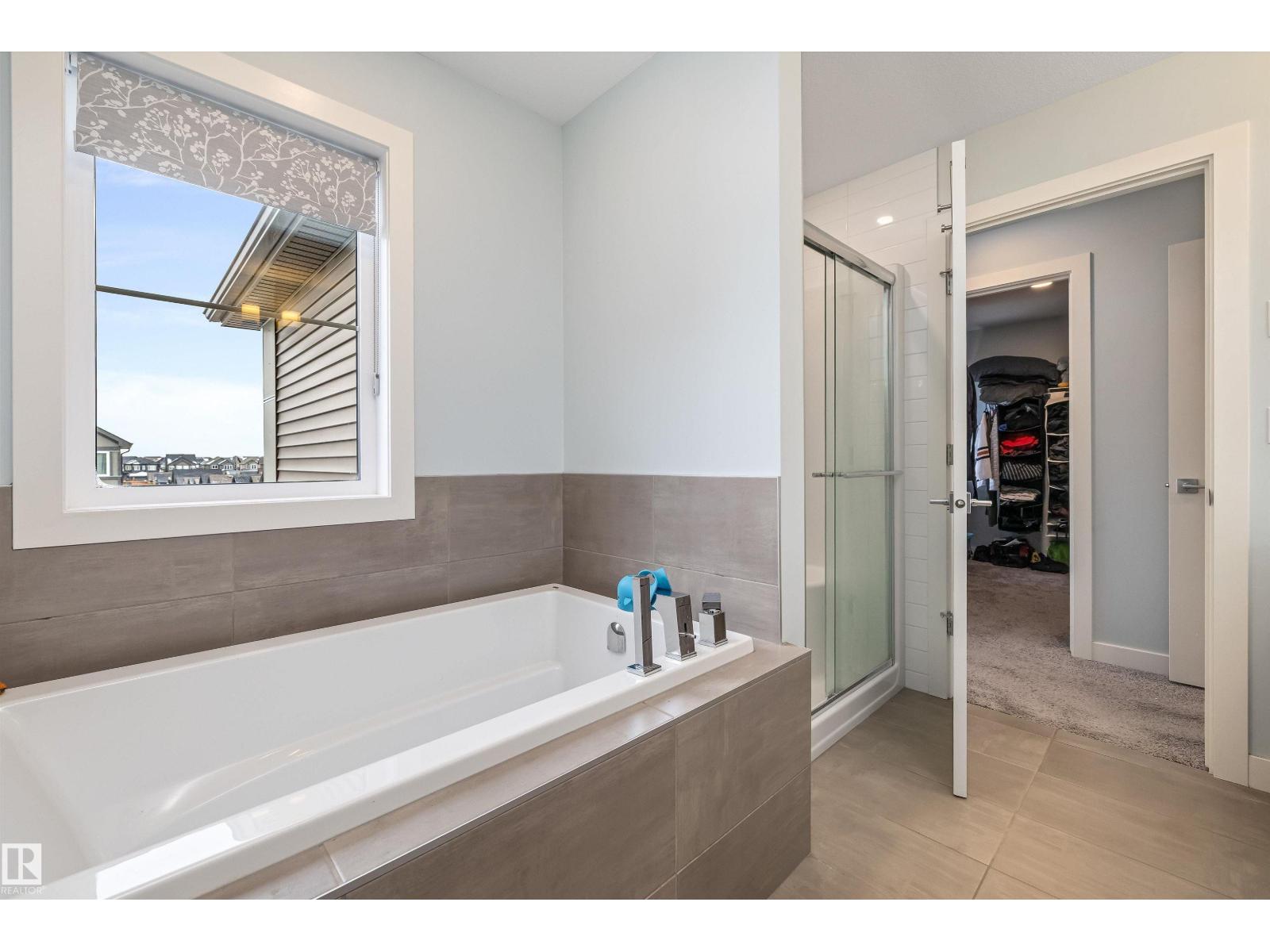 2086 Graydon Hill Cr Sw, Edmonton, Alberta  T6W 4C7 - Photo 26 - E4475614