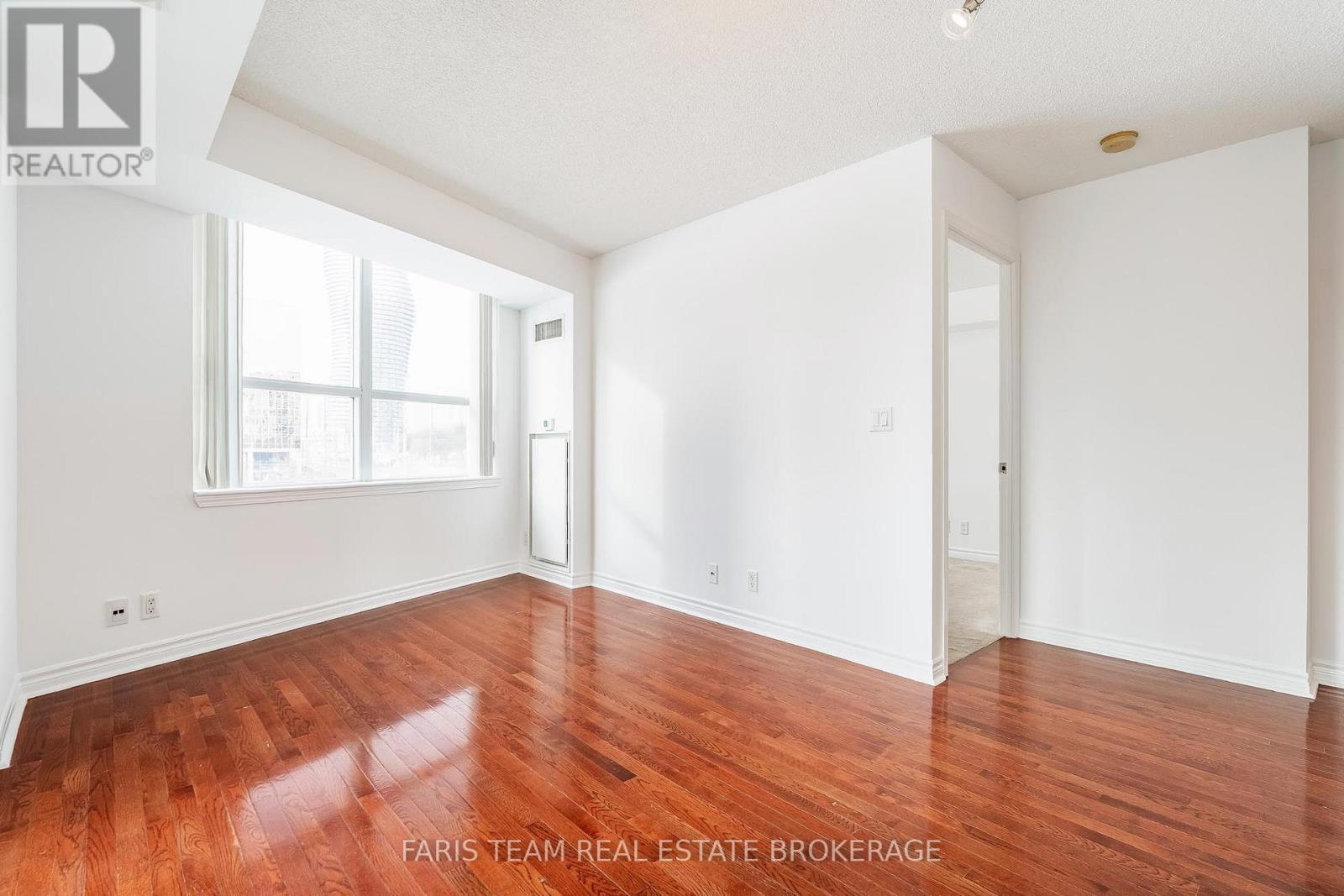 308 - 1 Elm Drive W, Mississauga, Ontario  L5B 4M1 - Photo 13 - W12838470