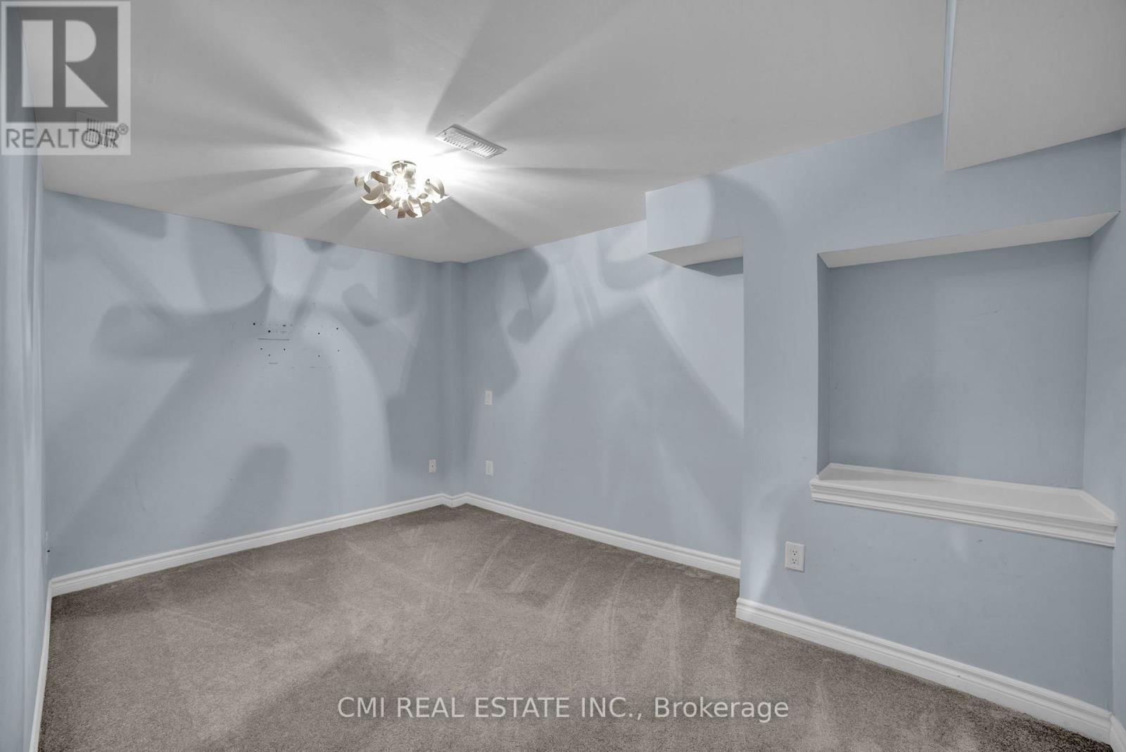 2171 Jardine Crescent, Burlington, Ontario  L7L 7K1 - Photo 35 - W12838482