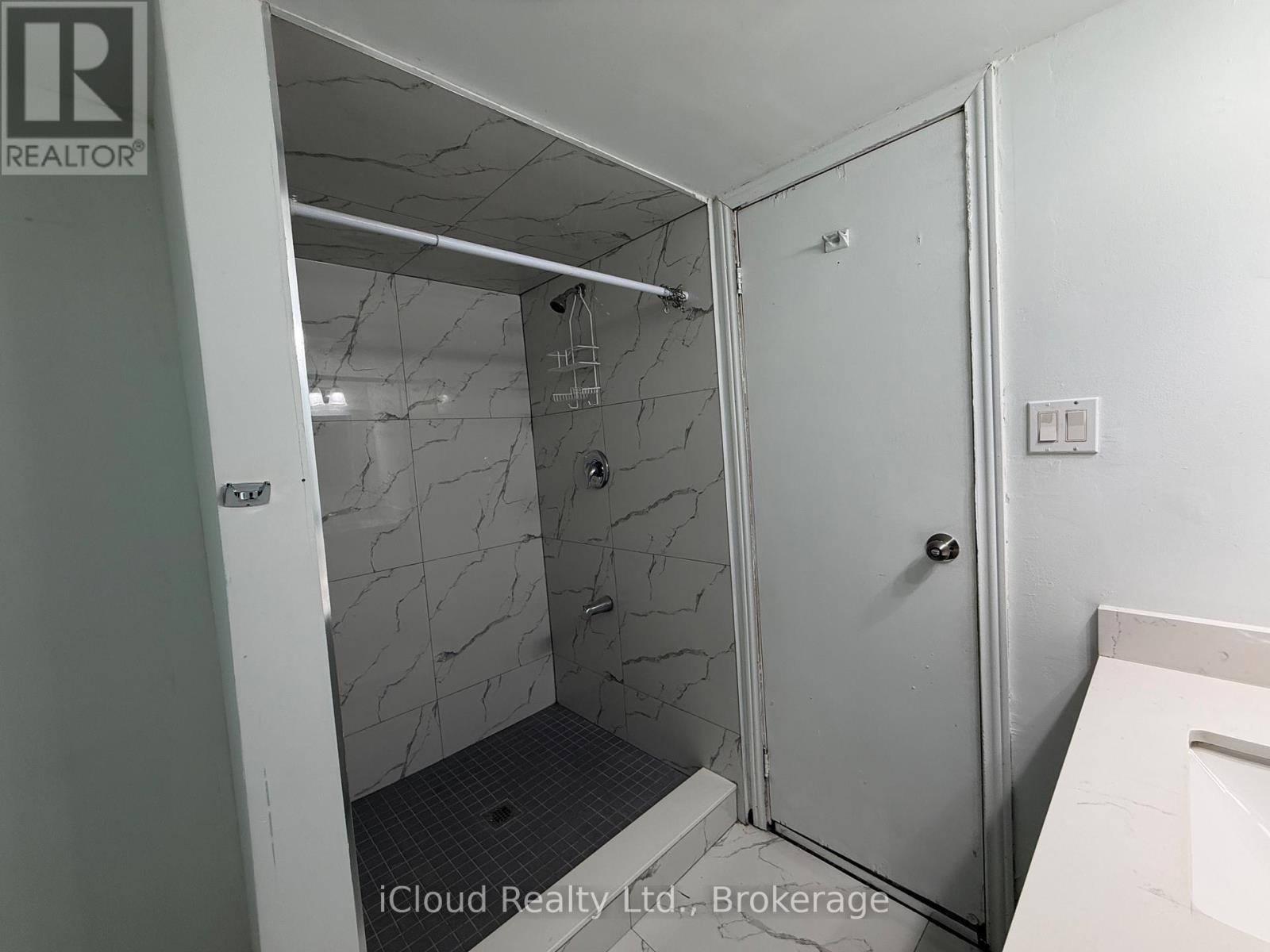 Basement - 41 Manitou Crescent N, Brampton, Ontario  L6S 2Z6 - Photo 11 - W12838502