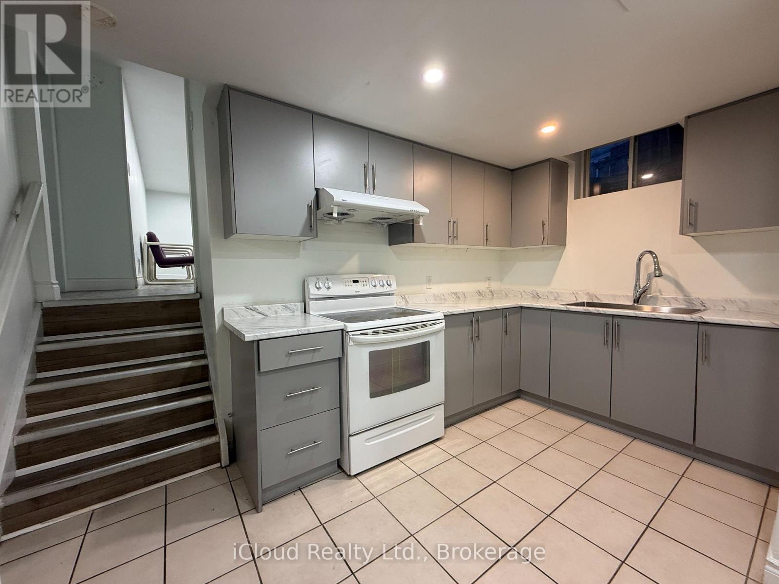 Basement - 41 Manitou Crescent N, Brampton, Ontario  L6S 2Z6 - Photo 13 - W12838502