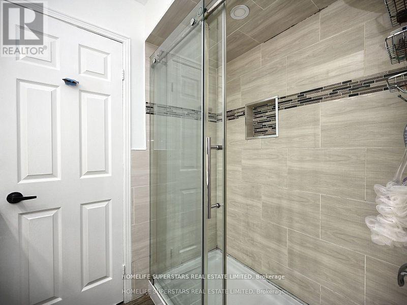 20 Bexley Court, Brampton, Ontario  L6W 4B2 - Photo 24 - W12838520