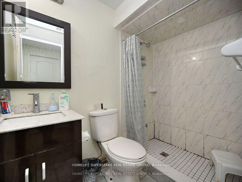 20 Bexley Court, Brampton, Ontario  L6W 4B2 - Photo 39 - W12838520