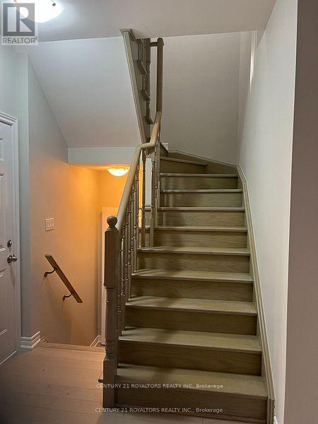 12 Foliage Drive, Brampton, Ontario  L7A 0B6 - Photo 13 - W12838532