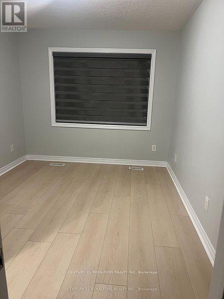 12 Foliage Drive, Brampton, Ontario  L7A 0B6 - Photo 16 - W12838532