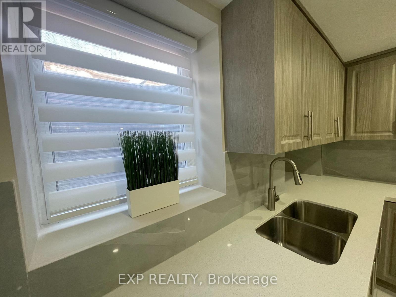 Bsmt - 1396 Kidlington Gate, Mississauga, Ontario  L5N 7Z3 - Photo 10 - W12838544