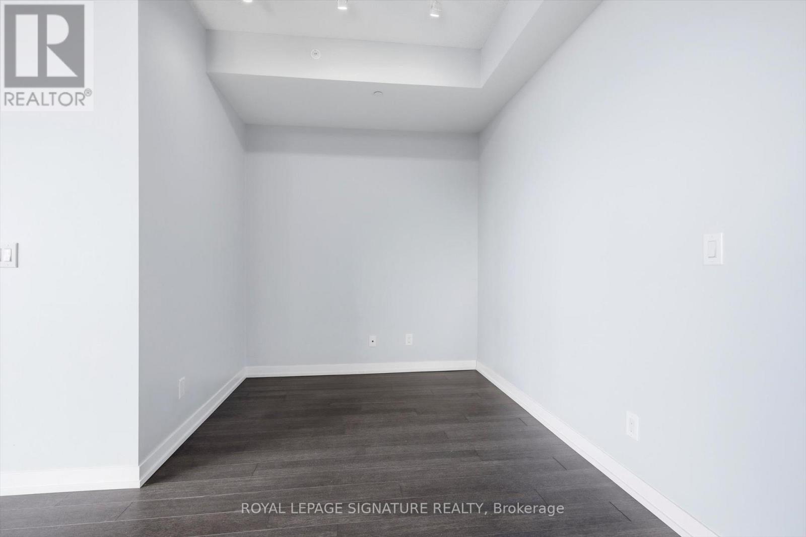 310 - 5101 Dundas Street W, Toronto, Ontario  M9A 5G8 - Photo 11 - W12838560